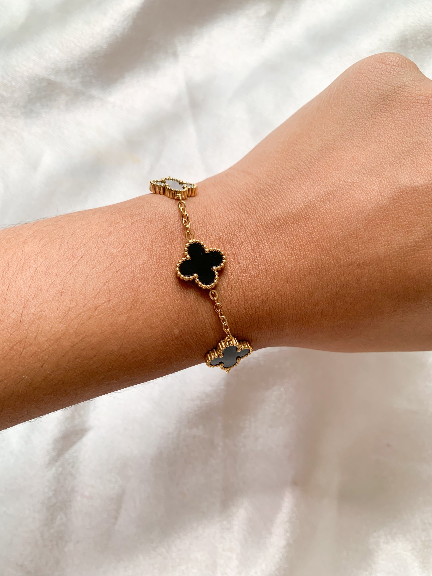 Clover black bracelet