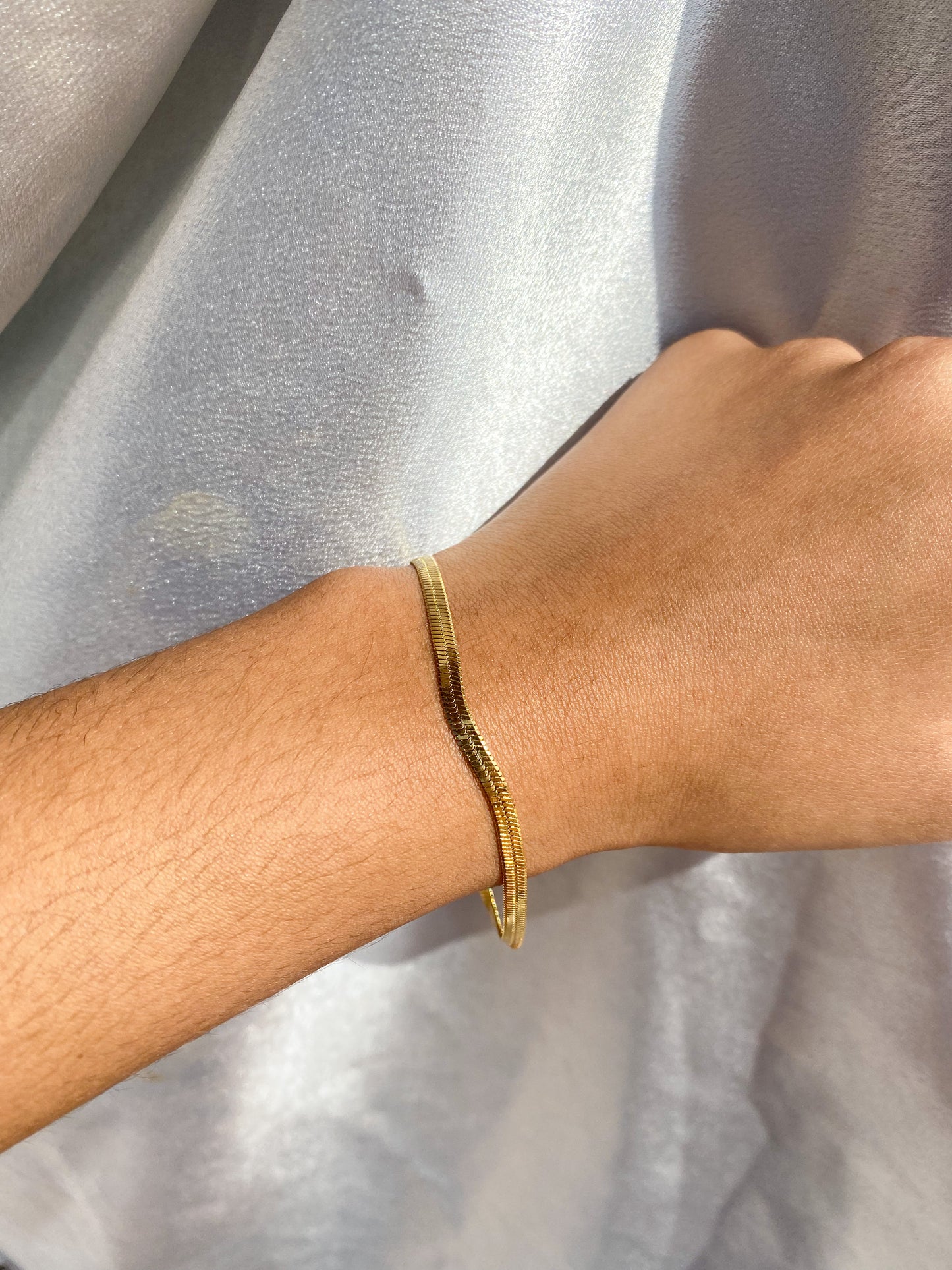 Snake chain gold bracelet