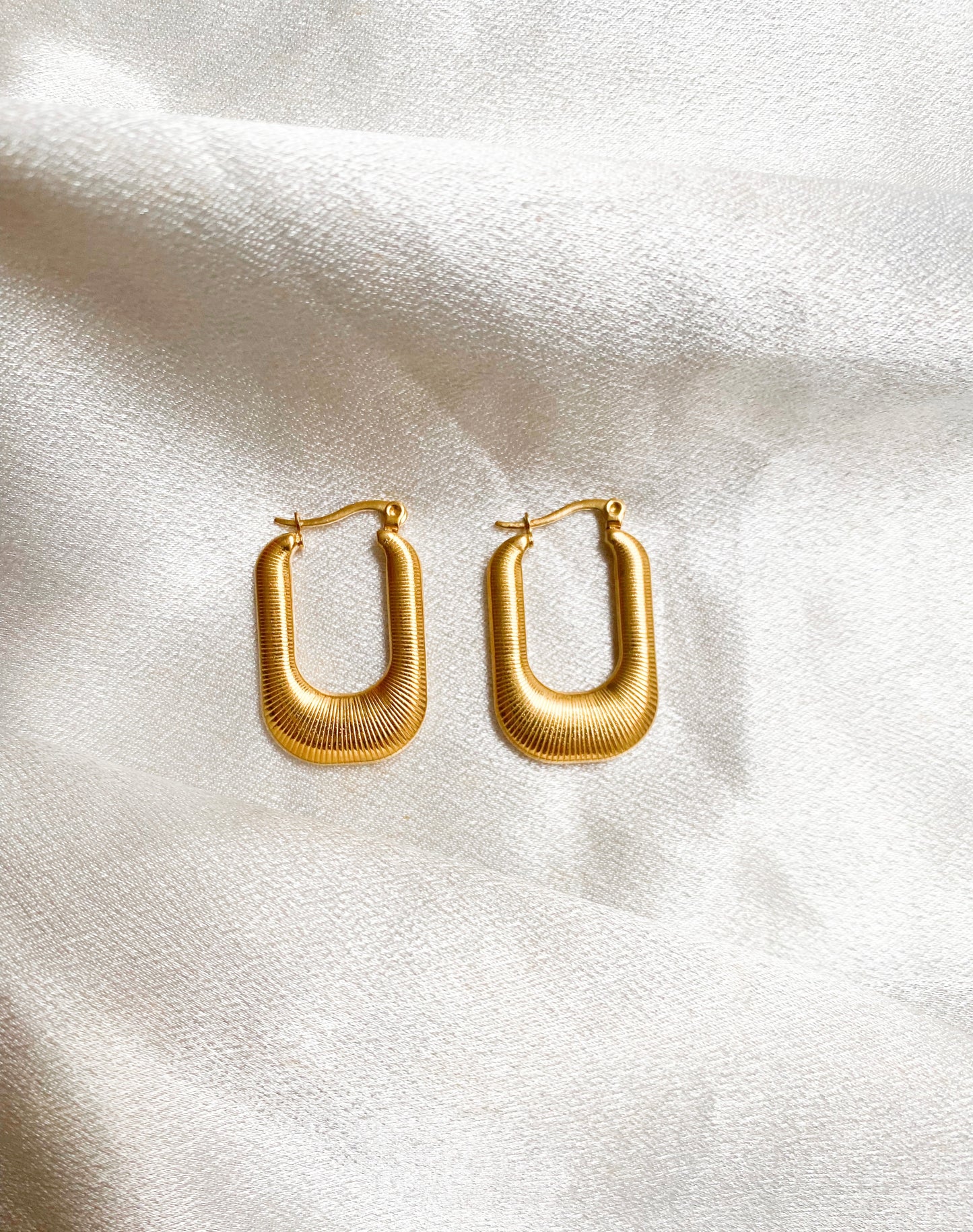 Chloe textured hoops