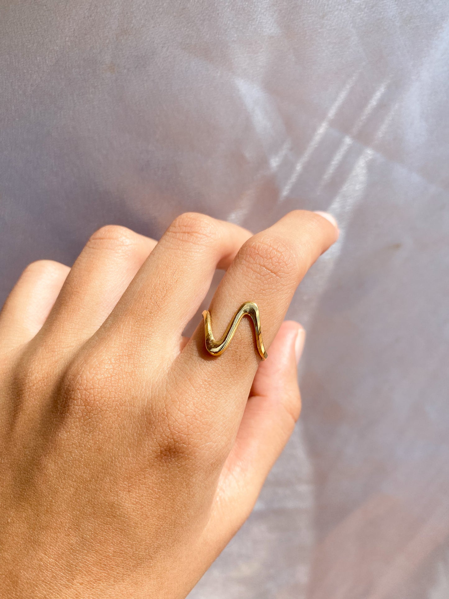 Gold wave ring