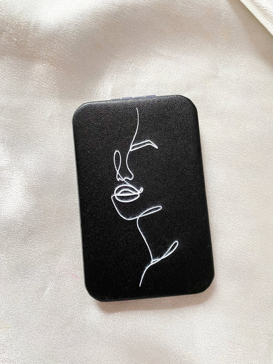 It girl travel mirror