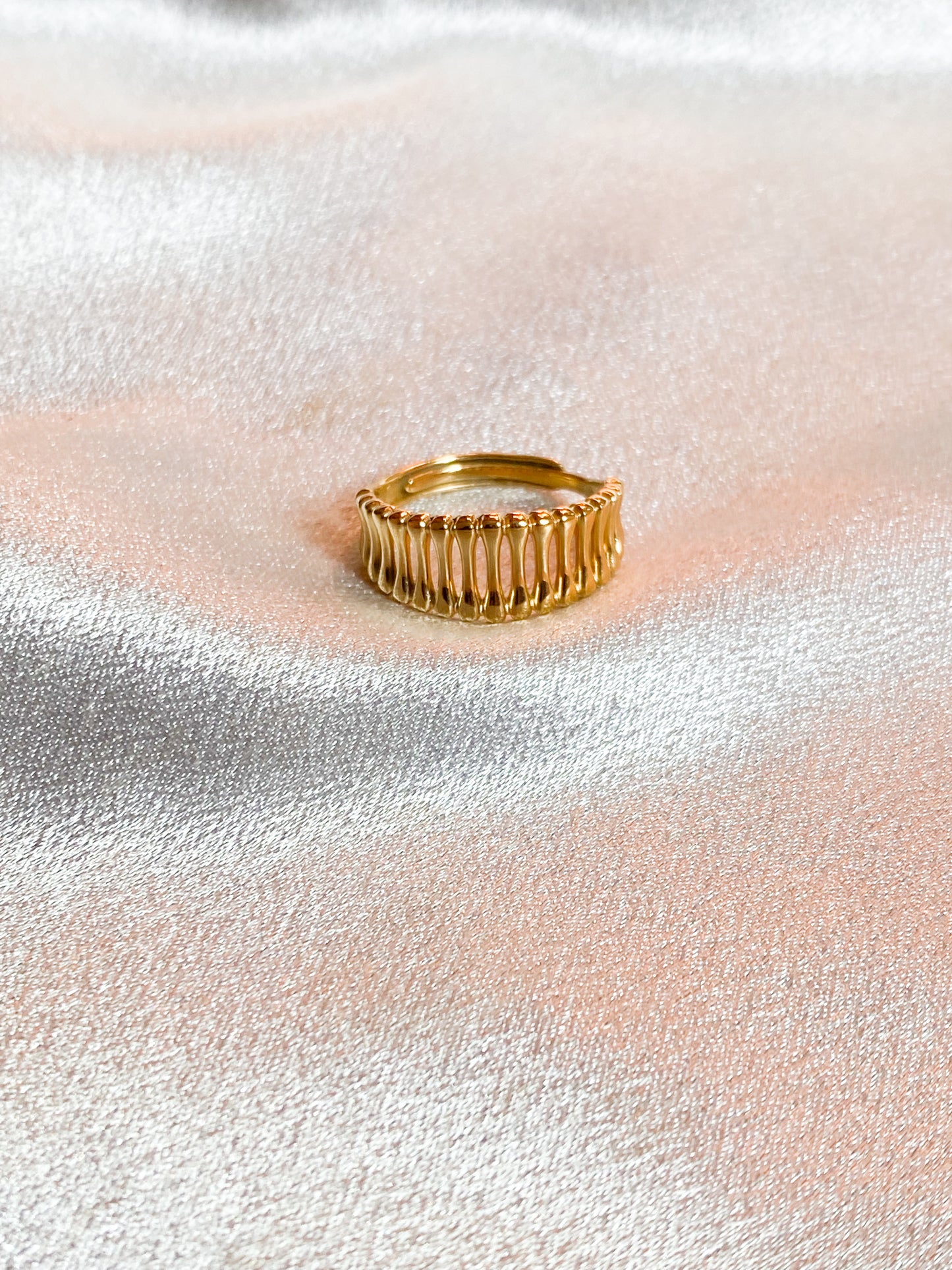 Athena adjustable ring