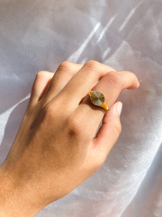 Alyssa gold ring